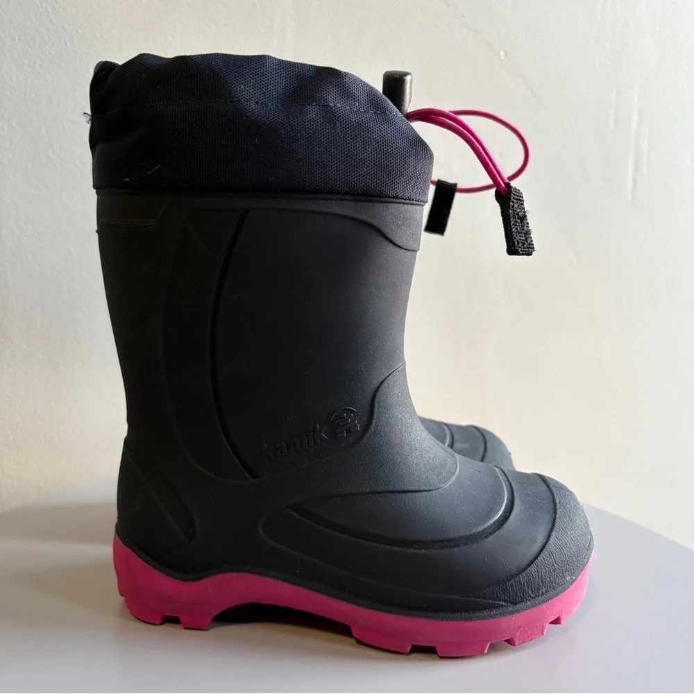 Kamik Winter Snow Boots, Toddler Sz 10. Excellent condition